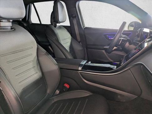 Certified 2025 Mercedes-Benz GLC 300 image 22