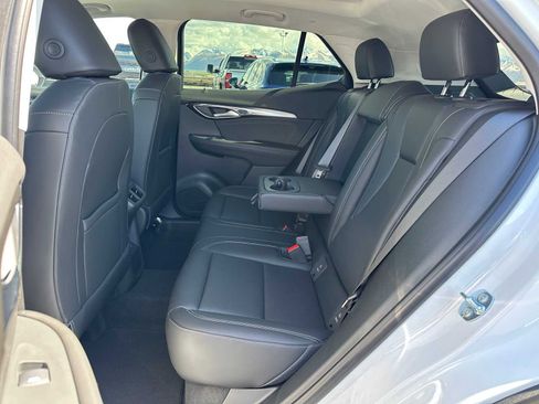 New 2025 Buick Envision Preferred image 18