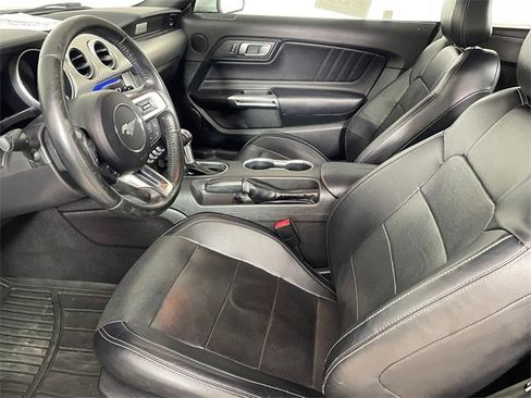 Used 2019 Ford Mustang Premium image 2