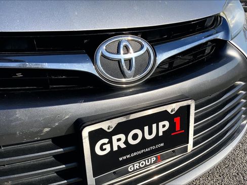 Used 2016 Toyota Camry XLE image 28