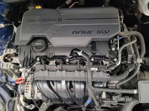 Used 2022 Hyundai Elantra SEL FWD image 30