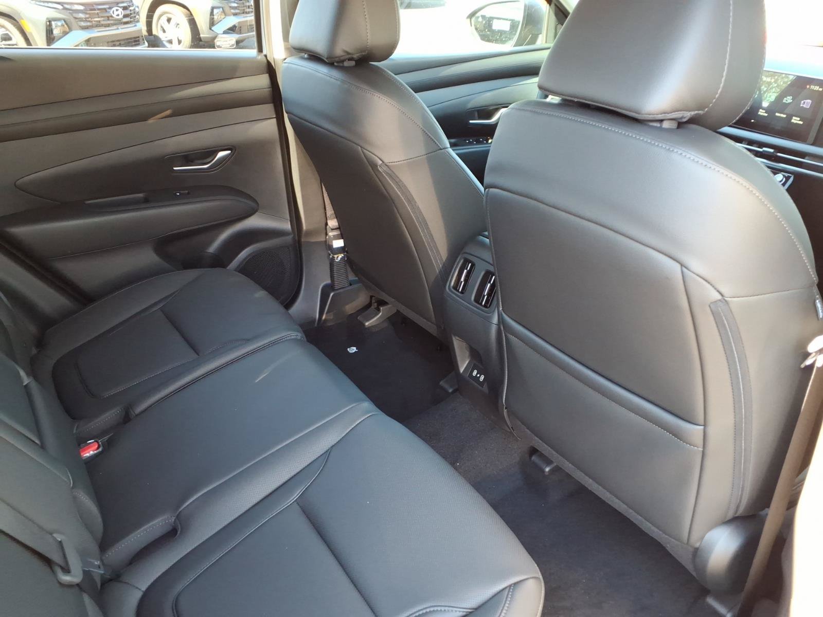 New 2026 Hyundai Tucson SEL Plus FWD image 8