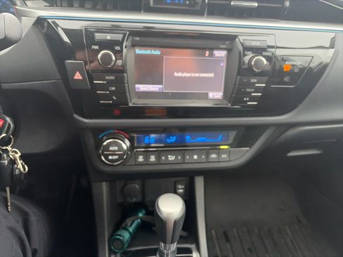 Used 2014 Toyota Corolla S FWD image 6