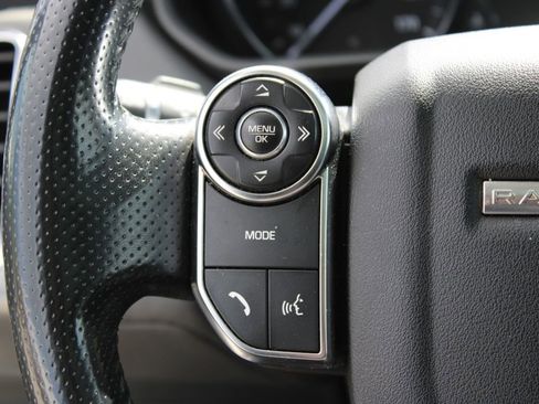 Used 2017 Land Rover Range Rover Sport SE AWD/4WD image 29
