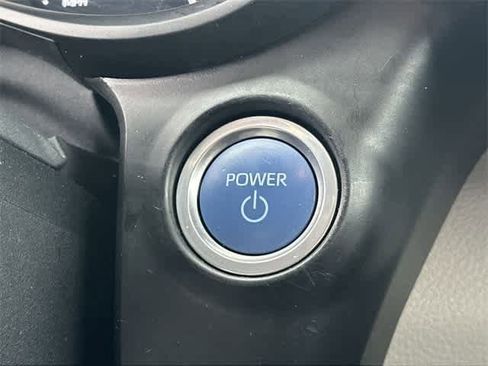 Used 2022 Toyota Sienna LE image 11