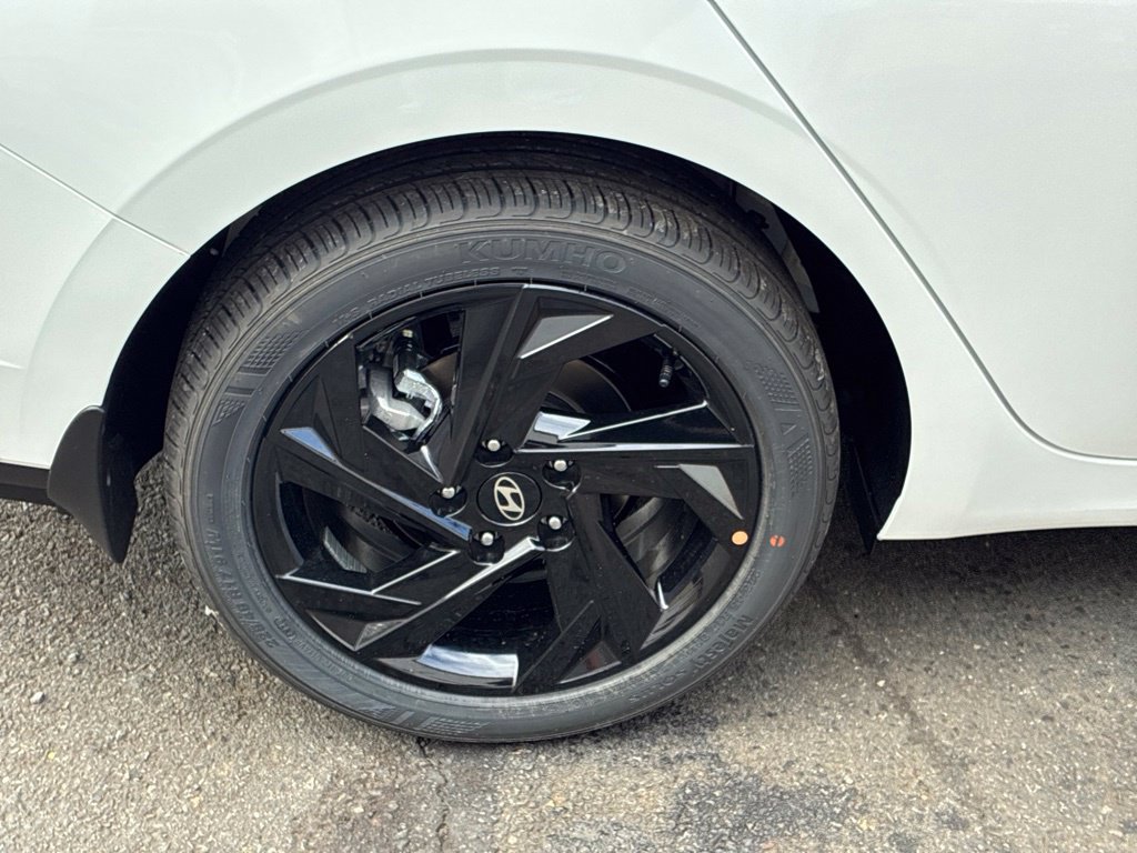 New 2026 Hyundai Elantra SEL Sport FWD image 47