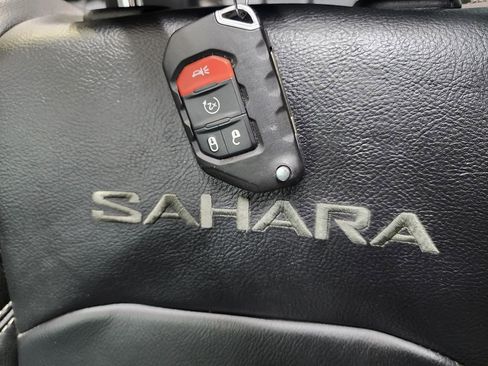 Used 2021 Jeep Wrangler Unlimited Sahara w/ Uconnect 4C Nav & Sound Group image 46