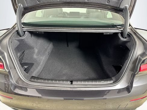 Used 2023 BMW 530i xDrive 530i xDrive w/ Convenience Package image 21