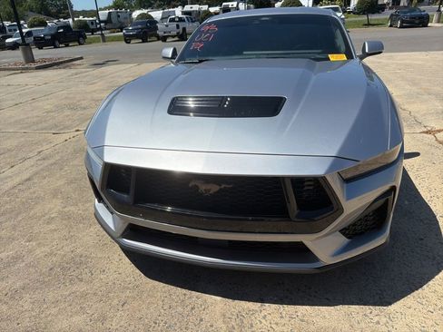 Used 2025 Ford Mustang GT Premium RWD image 2
