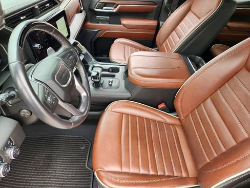Used 2023 GMC Sierra 1500 Denali Ultimate AWD/4WD image 12