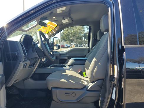 Used 2022 Ford F250 XLT w/ XLT Premium Package image 20