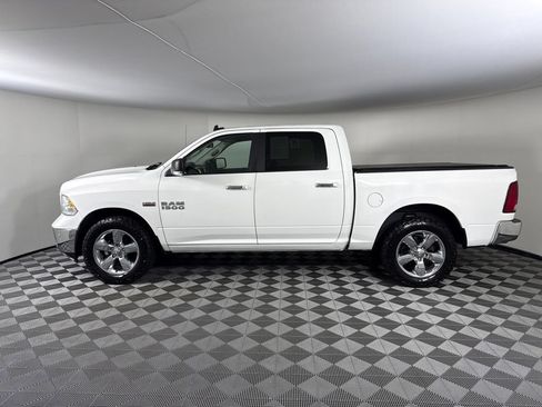 Used 2017 RAM 1500 Big Horn AWD/4WD image 2