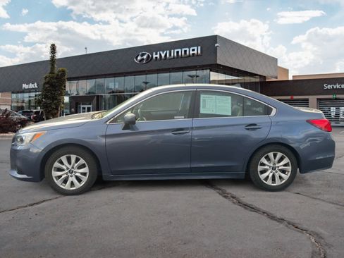 Used 2016 Subaru Legacy 2.5i Premium image 2