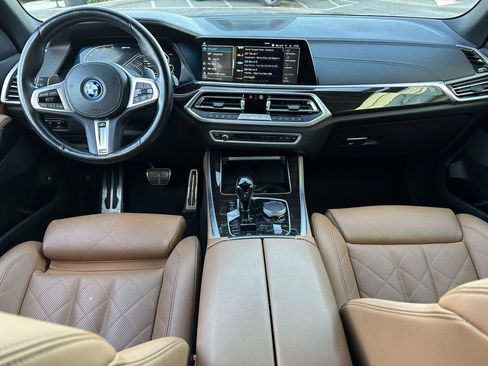 Used 2023 BMW X5 xDrive45e w/ M Sport Package image 13