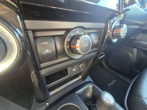 Used 2024 Toyota 4Runner TRD Off-Road Premium image 12