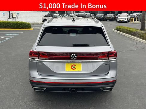 New 2025 Volkswagen Atlas SE AWD/4WD image 8