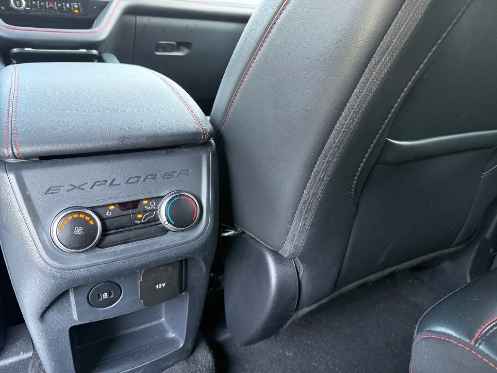 Certified 2025 Ford Explorer ST-Line w/ ST-Line Street Pack AWD/4WD image 21
