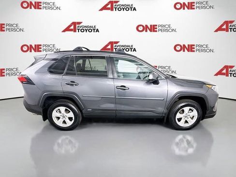 Used 2021 Toyota RAV4 XLE w/ Convenience Package AWD/4WD image 8