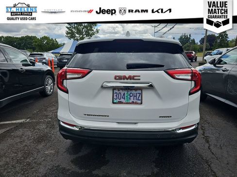 Used 2023 GMC Terrain SLT w/ Tech Package AWD/4WD image 5