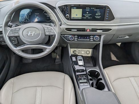 Used 2020 Hyundai Sonata Limited w/ Preferred Accessory Package image 11