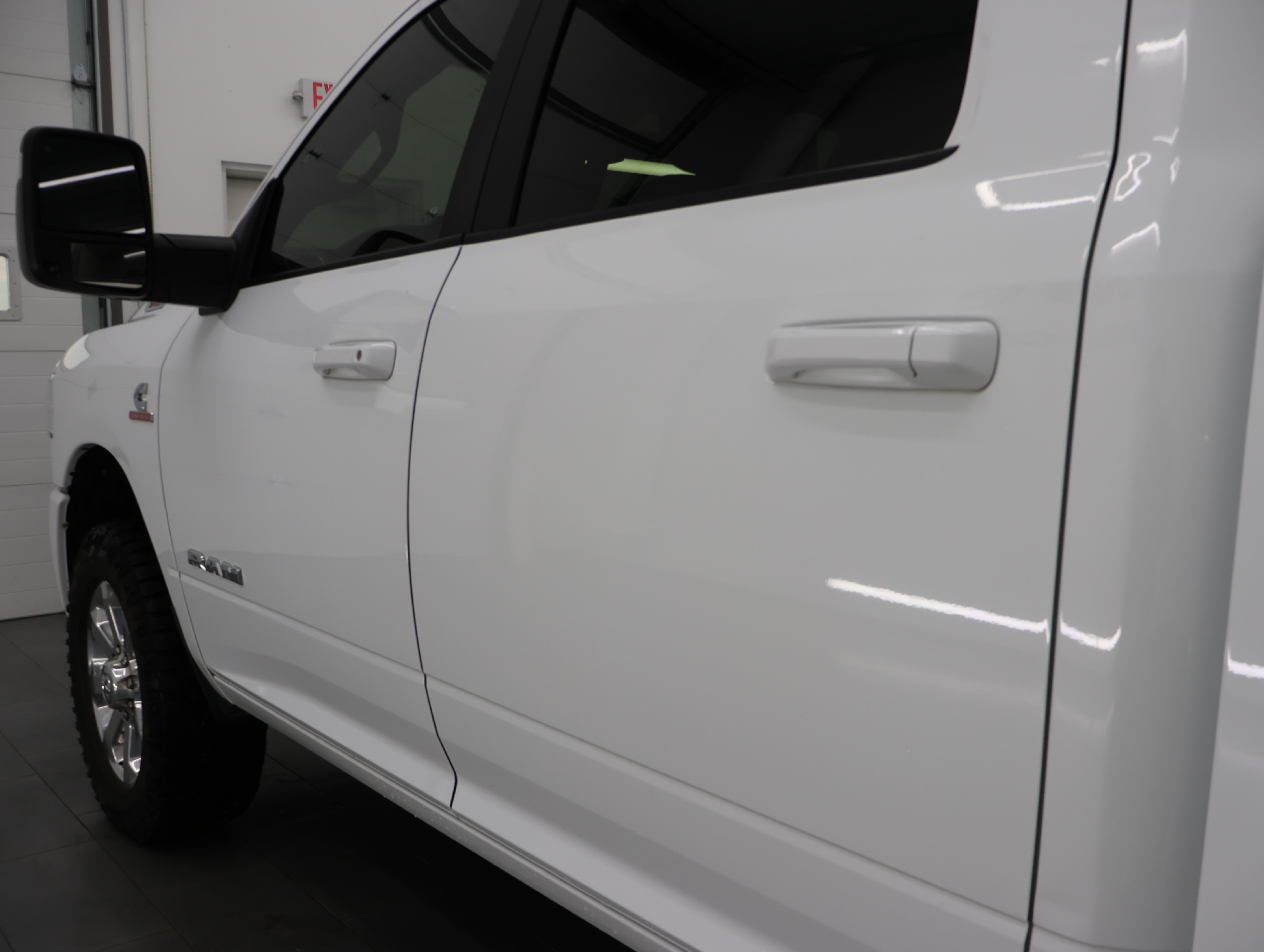 Used 2023 RAM 2500 Big Horn w/ Level 1 Equipment Group AWD/4WD image 33
