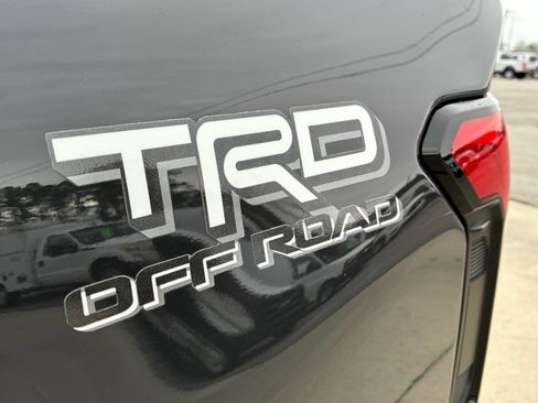 Used 2024 Toyota Tacoma TRD Off-Road image 26