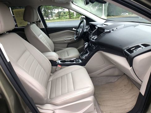 Used 2014 Ford Escape Titanium AWD/4WD image 29