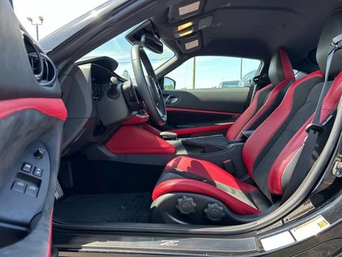Used 2024 Nissan Z Performance w/ Floor Mat Package RWD image 23