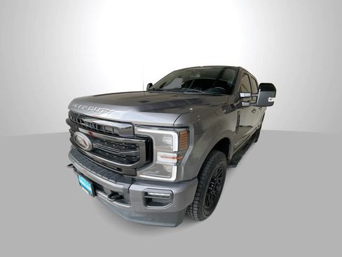 Used 2022 Ford F350 Lariat AWD/4WD image 4