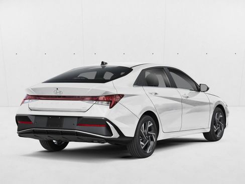 New 2026 Hyundai Elantra Limited FWD image 2