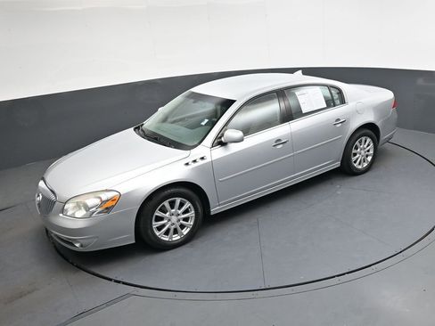 Used 2011 Buick Lucerne CXL w/ Driver Confidence Package image 28