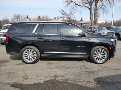 Used 2024 GMC Yukon Denali w/ Denali Reserve Package AWD/4WD image 11