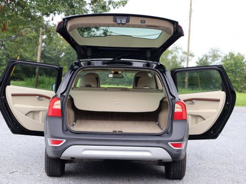 Used 2010 Volvo XC70 3.2 AWD/4WD image 5