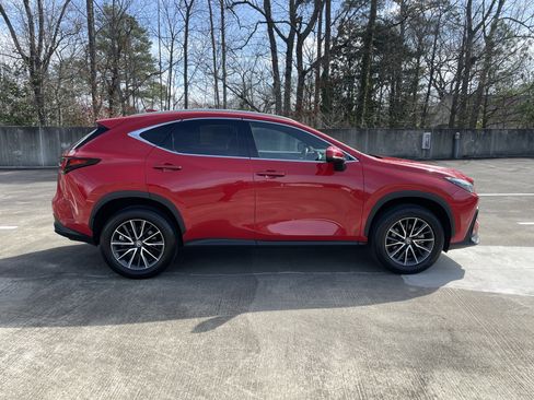 Used 2024 Lexus NX 250 FWD w/ Cold Area Package image 11