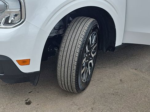 Used 2024 Ford Maverick Lariat w/ 4K Tow Package image 32