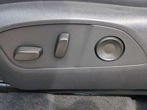 Used 2026 Buick Enclave Sport Touring AWD/4WD image 18