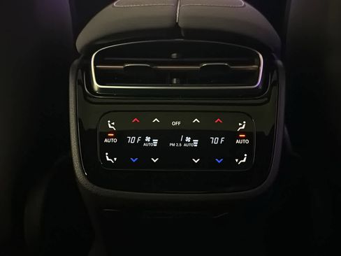 New 2025 Mercedes-Benz EQS 450+ 4MATIC Sedan image 28