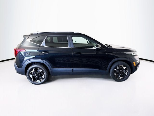 Certified 2024 Kia Seltos EX AWD/4WD image 4