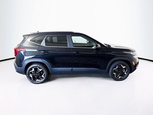 Certified 2024 Kia Seltos EX AWD/4WD image 4