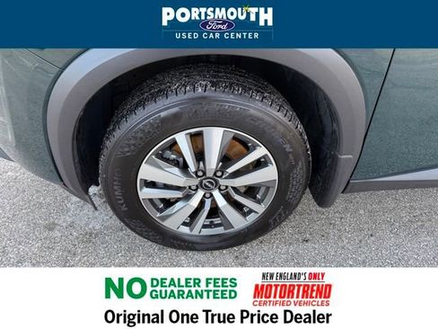 Used 2025 Nissan Pathfinder SL image 28