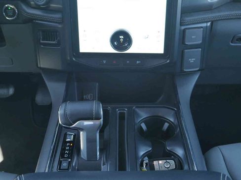 Used 2025 Ford F150 Lightning Flash AWD/4WD image 9