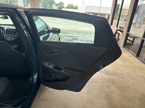 Used 2024 Chevrolet Malibu LS w/ LPO, Floor Liner Package FWD image 18