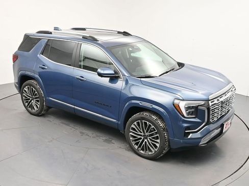 New 2026 GMC Terrain Denali w/ LPO, Black Badging Package image 28