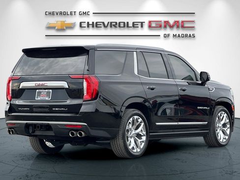 Used 2023 GMC Yukon Denali w/ Max Trailering Package image 3