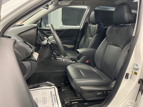 Certified 2024 Subaru Forester Limited image 11