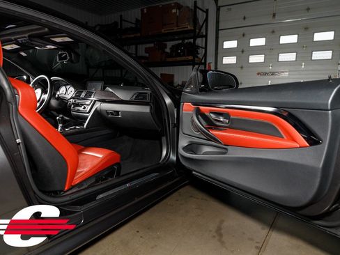 Used 2015 BMW M4 Coupe image 27