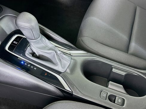 Used 2024 Toyota Corolla LE image 23