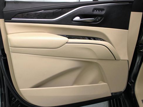 Used 2022 Cadillac Escalade Premium Luxury w/ Performance Package RWD image 36