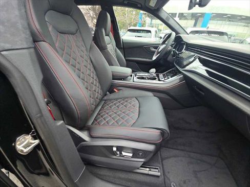 New 2026 Audi SQ8 Prestige image 11