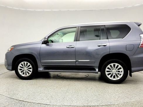 Used 2018 Lexus GX 460 Premium w/ Premium Package AWD/4WD image 8